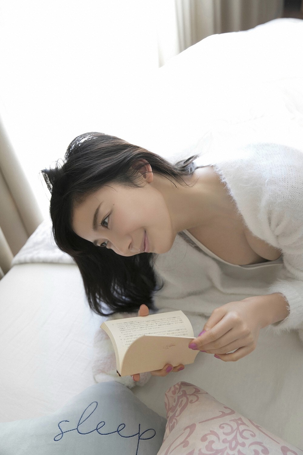 YS-Web-Vol.811 Yuka Ogura 小倉優香 女神降臨